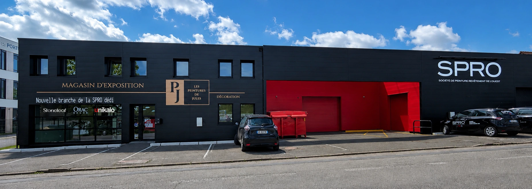 Le bâtiment et le magasin d'exposition SPRO à Vannes