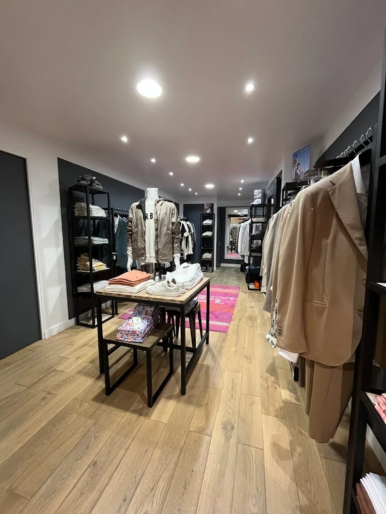 Magasins — chantier SPRO : Specialized Vannes